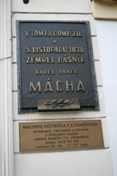 Litomerice, deska K. H. Macha, zdroj commons.wikimedia.org, autor Karelj